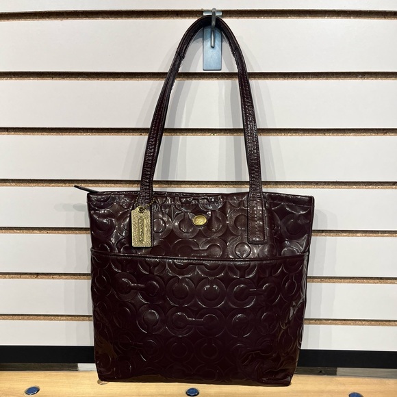 Coach Signature Patent Leather Gallery Tote - Picture 2 of 13